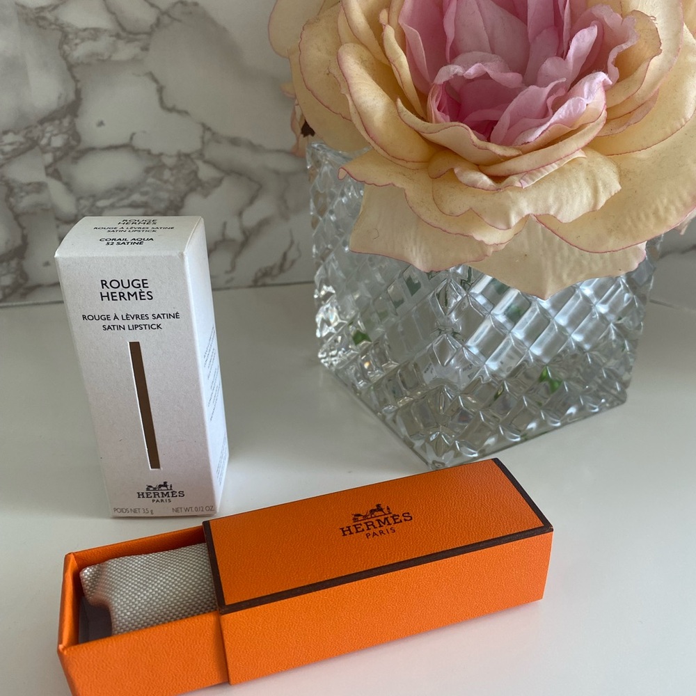 BRAND NEW Hermes Satin Lipstick - Coral Aqua 52 Satine - Picture 4 of 7